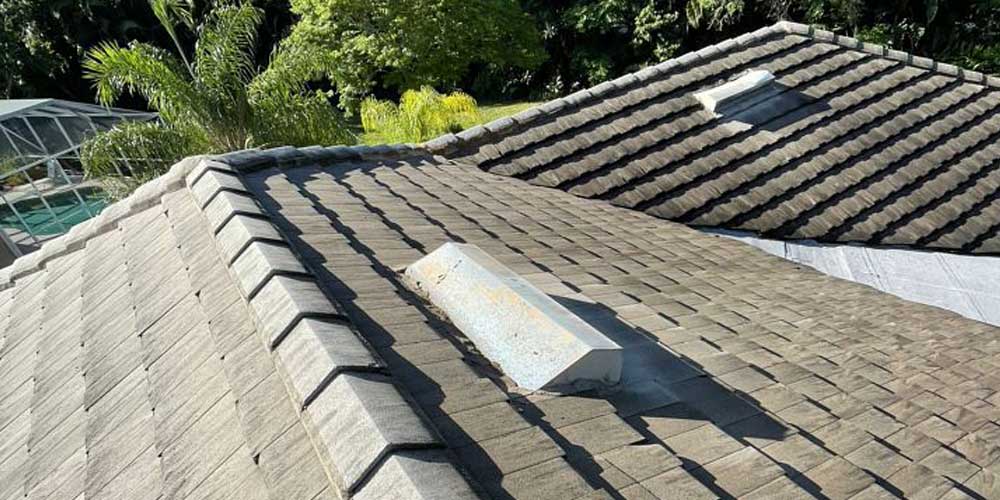 residential roof repairs Sarasota